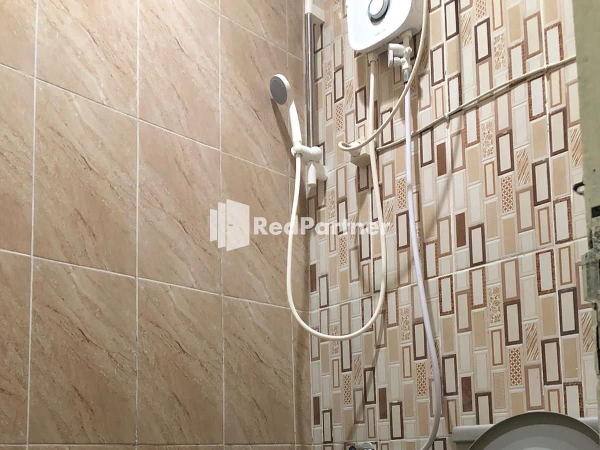Seungit Syariah Inn Tebet Mitra Reddoorz Dżakarta Zewnętrze zdjęcie